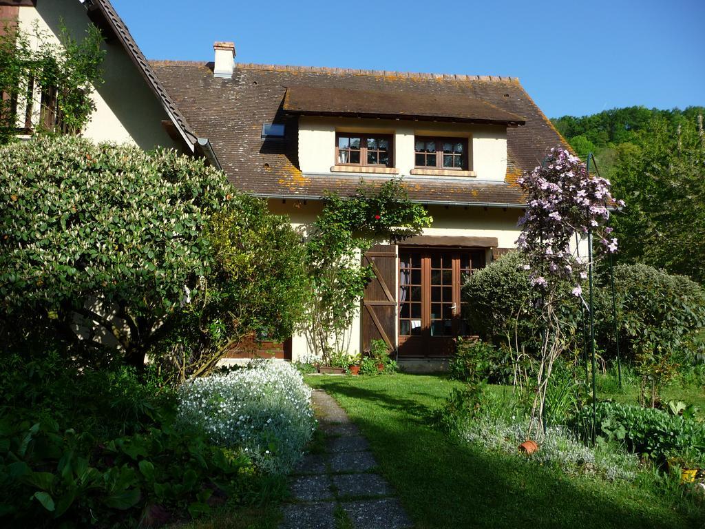 Maison D'Hotes Les Coquelicots Giverny Exterior photo