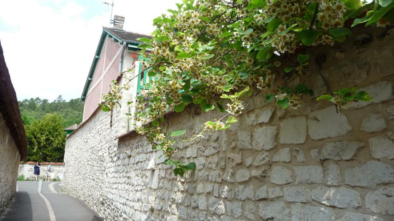 Maison D'Hotes Les Coquelicots Giverny Exterior photo